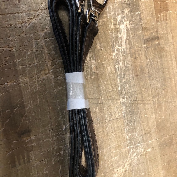 🔥🔥Mario Valentino HUGE SAVINGS leather bag 🔥🔥 - Picture 6 of 11